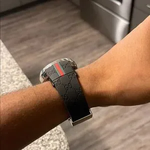 Gucci | Wearables | Gucci Igucci Black And Silver Smartwatch  display picture 3